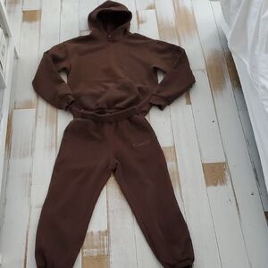 Comfy Women's Brown Jogger Set